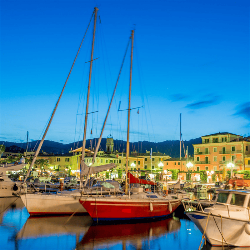 Tenuta Torciano Winery - Vip Wine Cruise in the clear waters of the Tuscan Sea - Gift Voucher