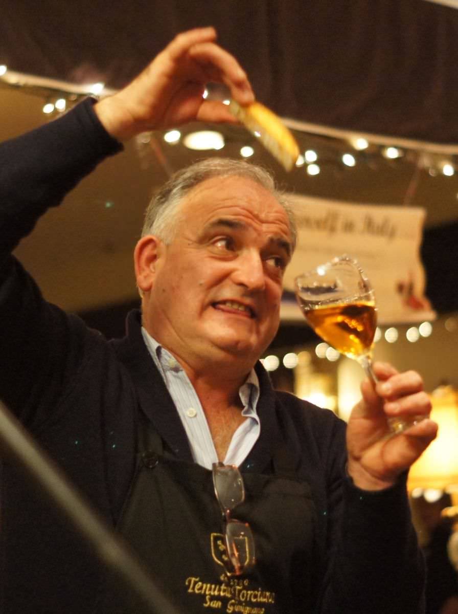 Cantuccini e Vin Beato: il vero sapore della Toscana