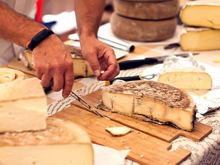 Degustazione di vini e formaggi