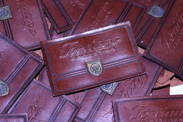 tobacco%leather%label