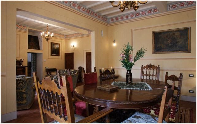 TORRE CHIGI: Cuore Chic a San Gimignano